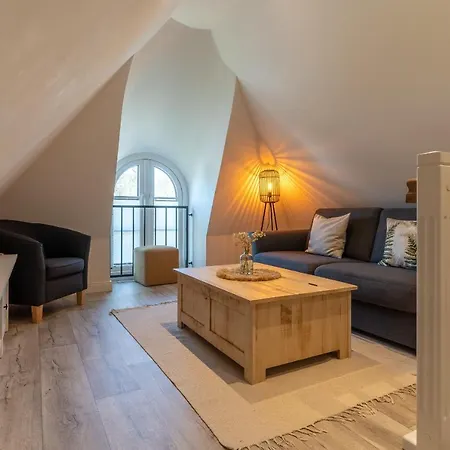 Reetdachhaus Duenenstieg Reetdachhaus Duenenstieg Acht 펜션 *