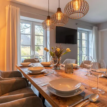 Reetdachhaus Duenenstieg Reetdachhaus Duenenstieg Acht *