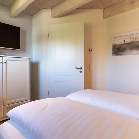 Reetdachhaus Duenenstieg Reetdachhaus Duenenstieg Acht 펜션